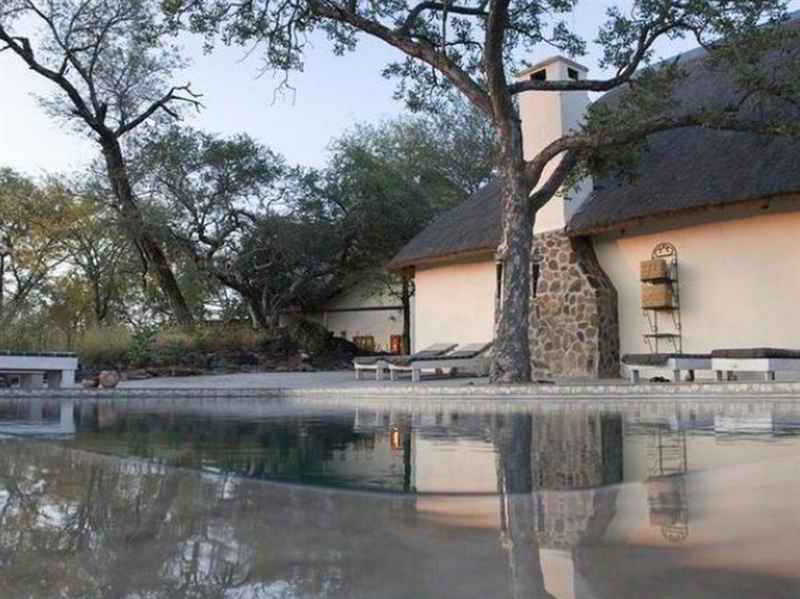 פאלאבורווה Mbizi Bush Lodge מראה חיצוני תמונה